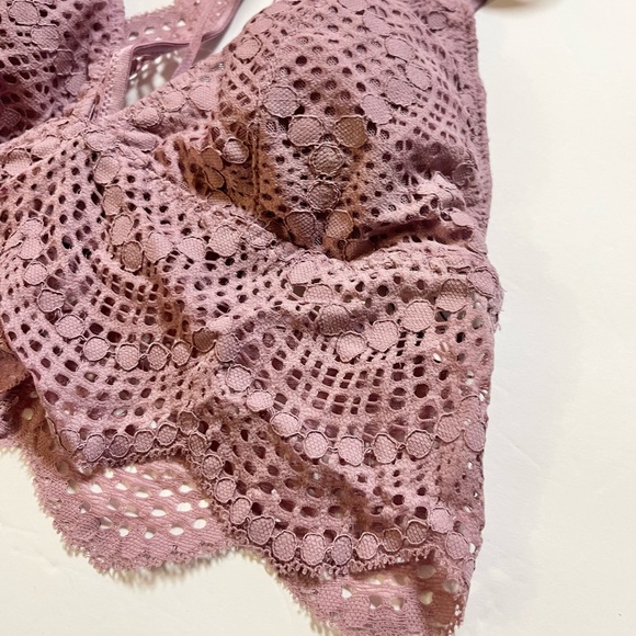 Victoria’s Secret long line lace scolloped bralette S - Picture 3 of 8